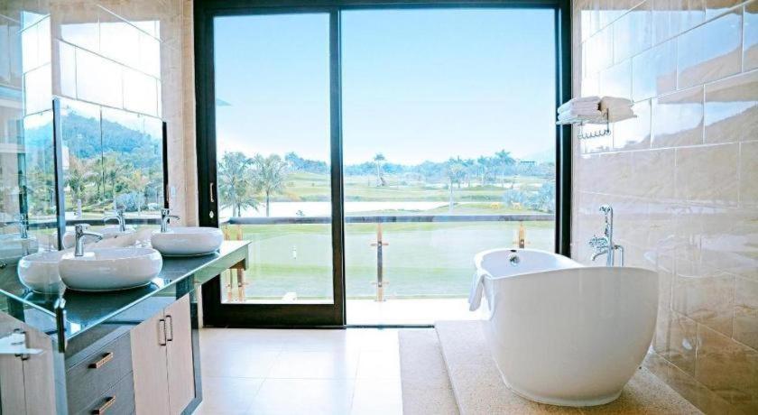 Diamond Bay Golf And Villas Nha Trang Exterior foto